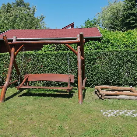 7 Ferohelyes Haz Balatonfenyvesen A Totol 15 M-re Sajat Steggel Es Csonakkal Holiday home